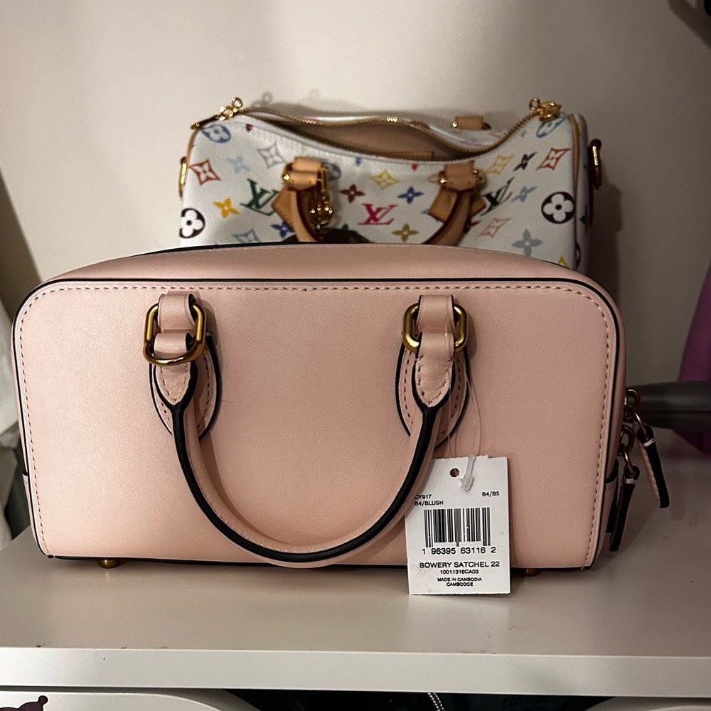 coach bowery satchel 22